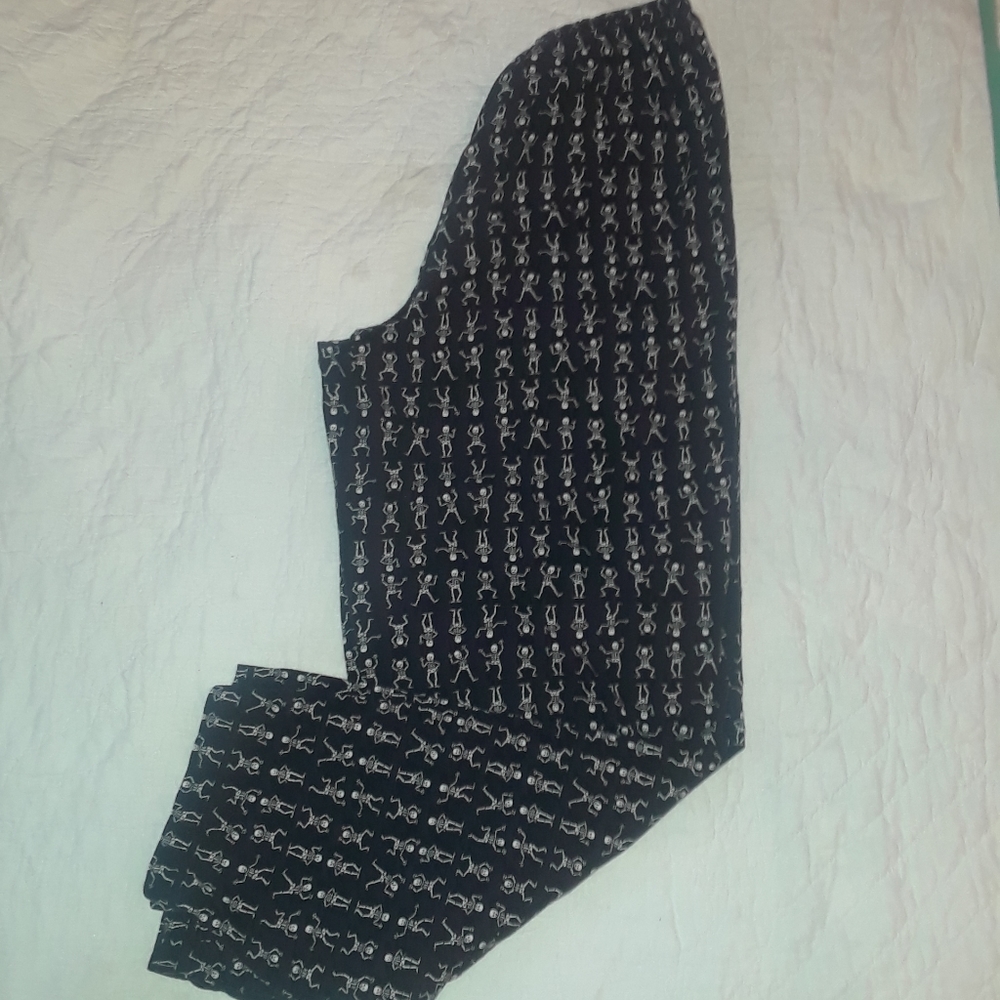 * Old navy black skeleton pants